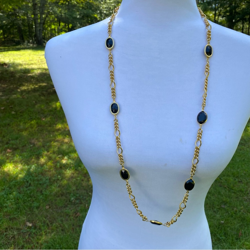 NECKLACE GOLD TONE CHAIN BEZEL SET FACETED BLACK GLASS OVALS OPERA LENGTH 36”